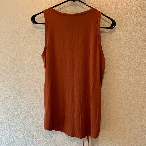 Express Ruched Tank - Picture 4 of 4